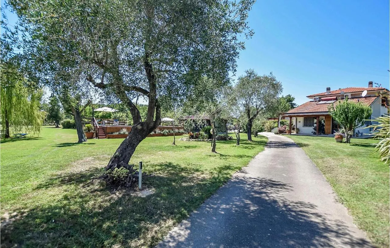 4 Bedroom Pet Friendly Home In Pietrasanta Itálie