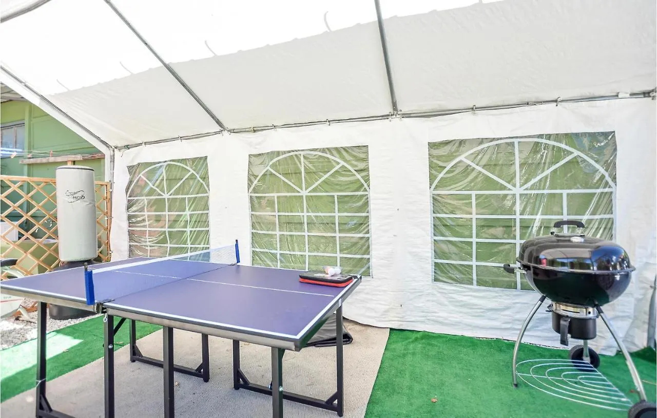 4 Bedroom Pet Friendly Home In Pietrasanta Itálie