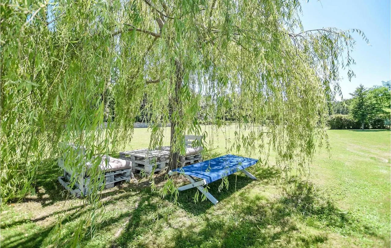 4 Bedroom Pet Friendly Home In Pietrasanta Prázdninový dům